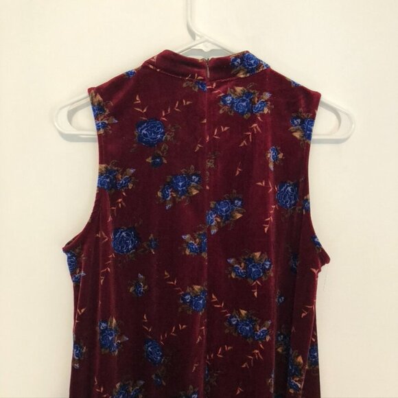 XHILARATION O-Ring Velvet Shift Dress Burgundy Maroon Red Floral Choker Cutout M - Picture 10 of 12